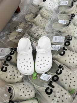 Dép Crocs Classic Hồng Pastel